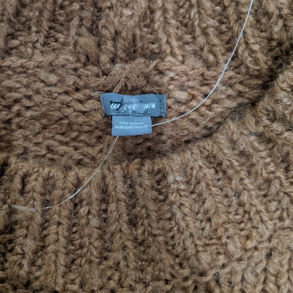 NEW Aerie crew neck striped sleeves sweater - Picture 8 of 9